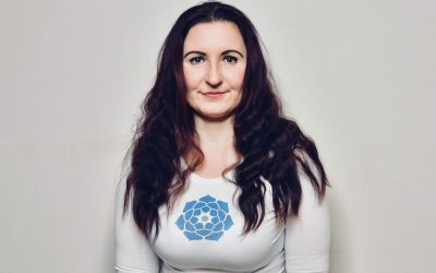 Naše lektorky: ROMANA FARNA